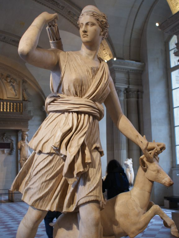 Diane chasseresse, œuvre romaine d'époque impériale, musée du Louvre, © Clémence Michalski 